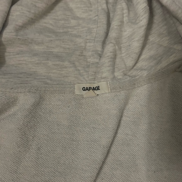 Garage Zip up - Picture 3 of 3